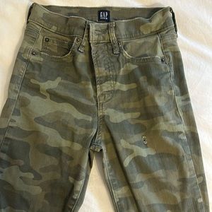 Gap, camo jeans, true skinny, size 25 inch waist